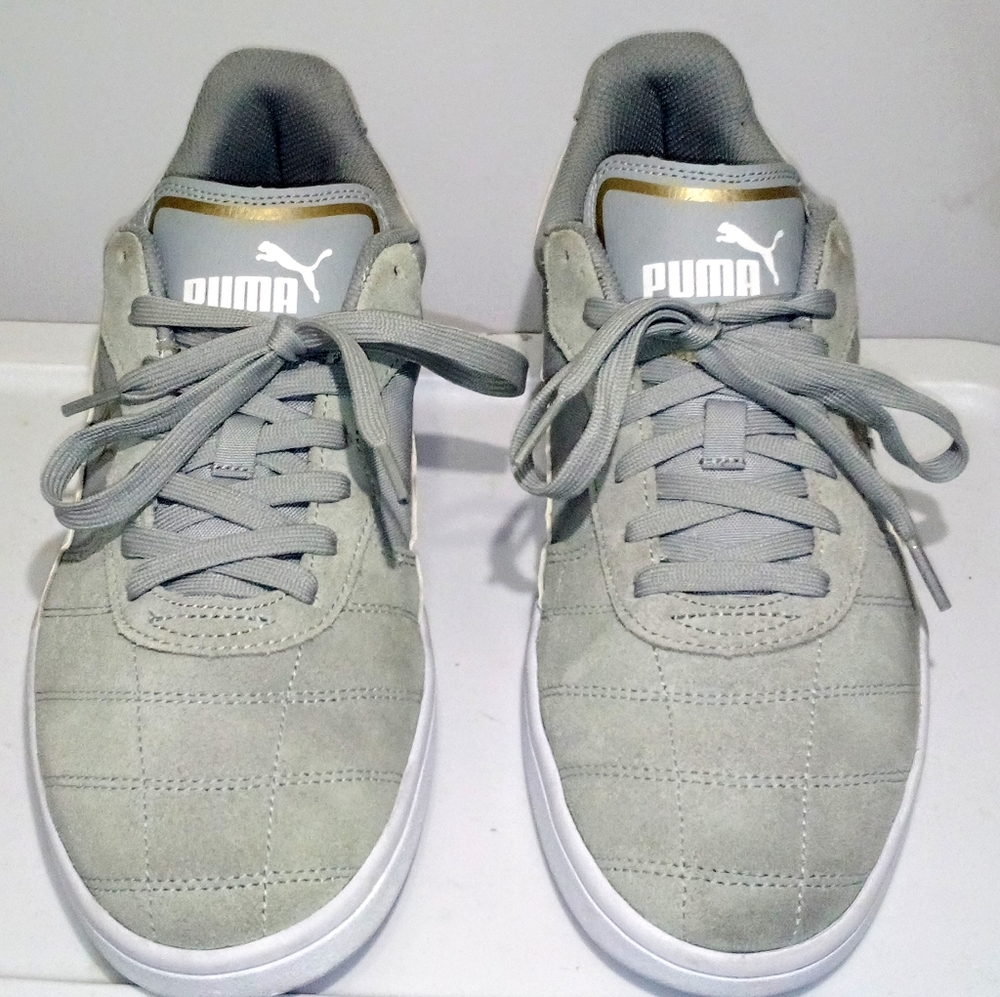 Puma Astro Kicks Gray Casual Suede Sneakers Men's size 10 Low Top 369115-08